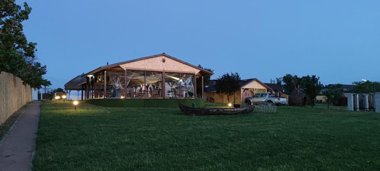 Casa De La Ghiol Hotel Murighiol Buitenkant foto